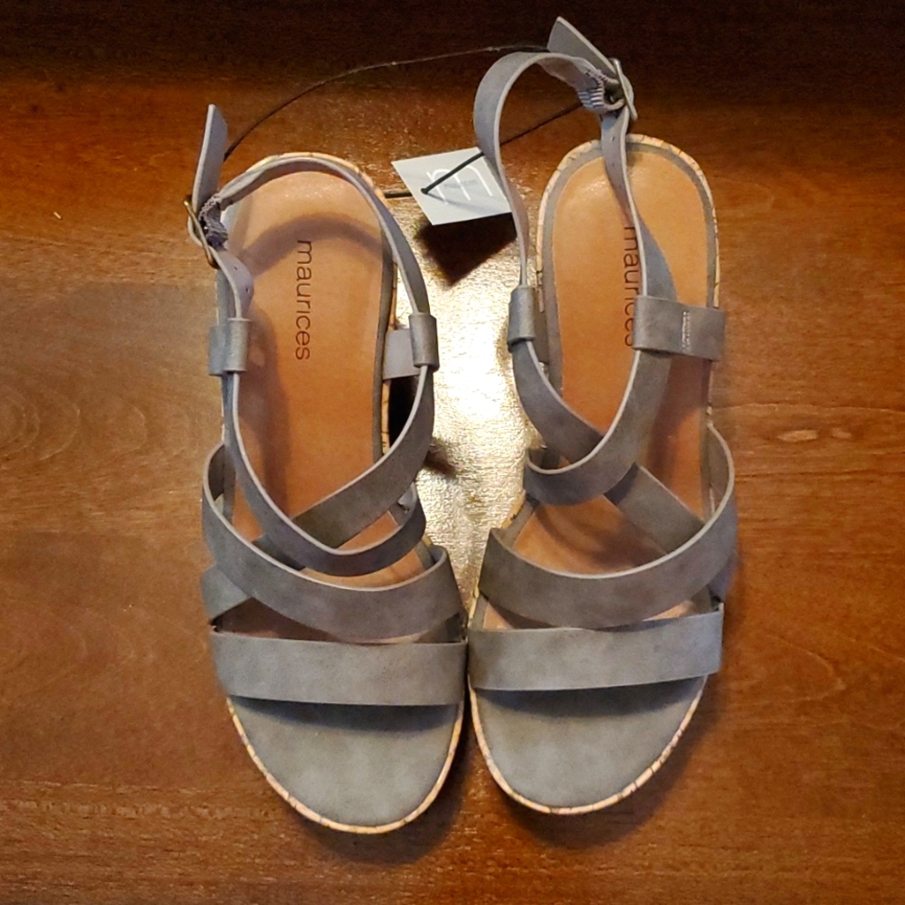 3" taupe sandadals